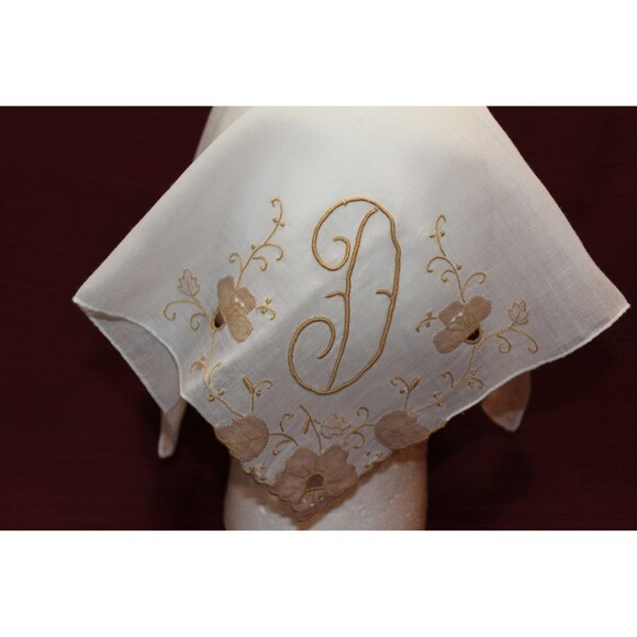 Vintage D Handkerchief Mid Century Modern Hankie Embroidered Floral Large Hankie - Picture 1 of 5